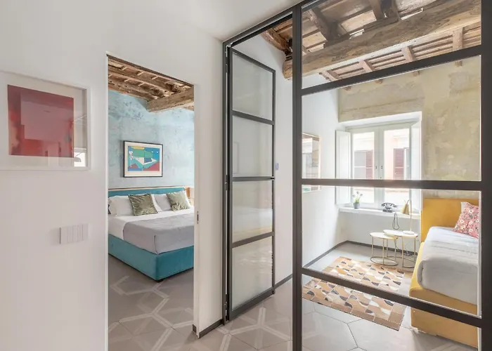 Iflat Vatican High-End Apartment